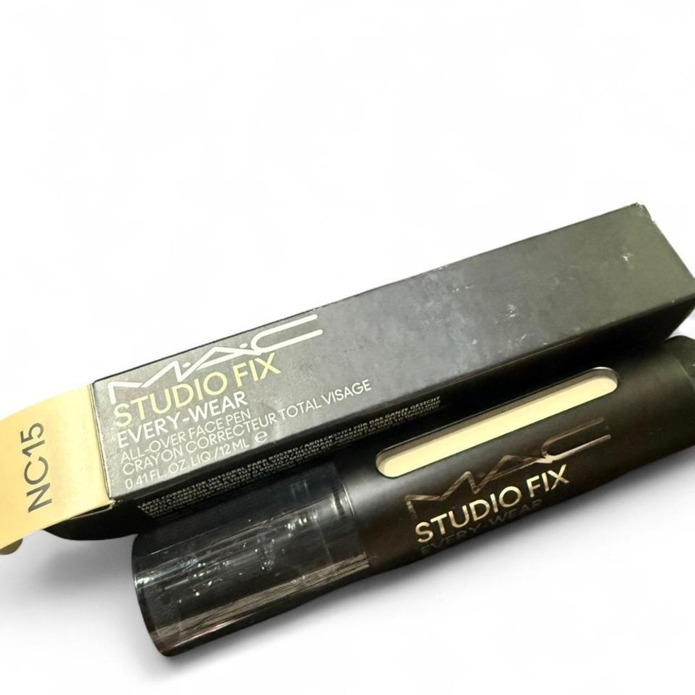 MAC Studio Fix Every-Wear Concealer